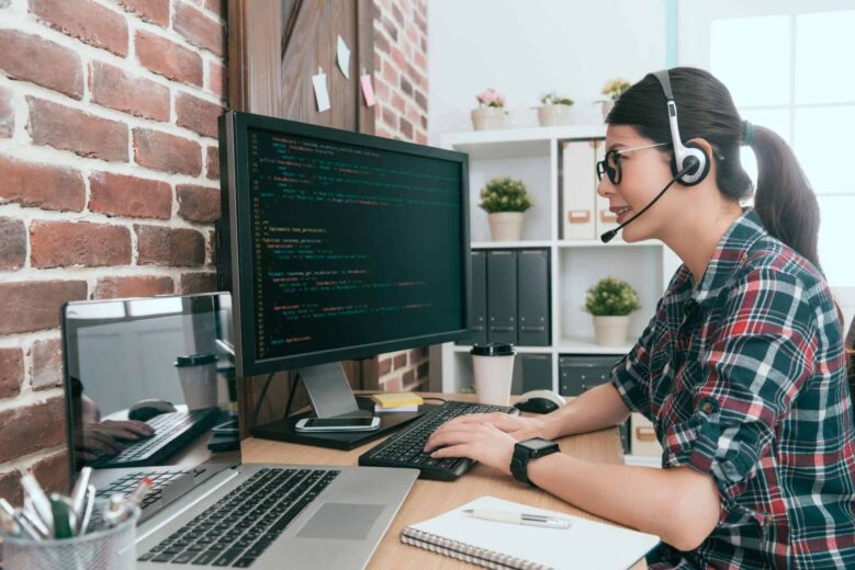 Remote Worker Techie 10 Tools That Can Make Life Easier For Remote Workers - Tech Ninja Pro